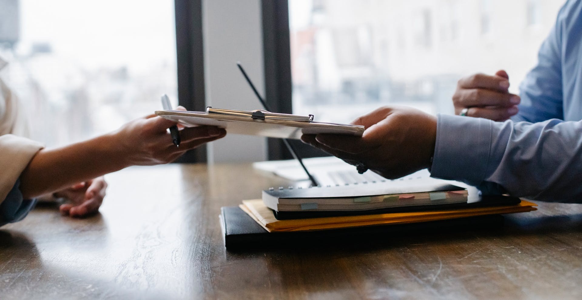 Why Do Businesses Use External HR Services?